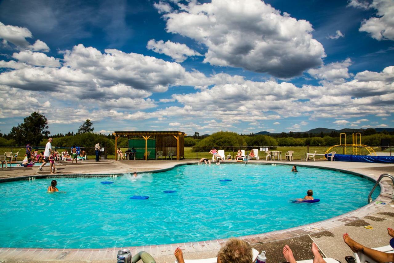 Bend-Sunriver Camping Resort 24 Ft. Yurt 16 Luaran gambar