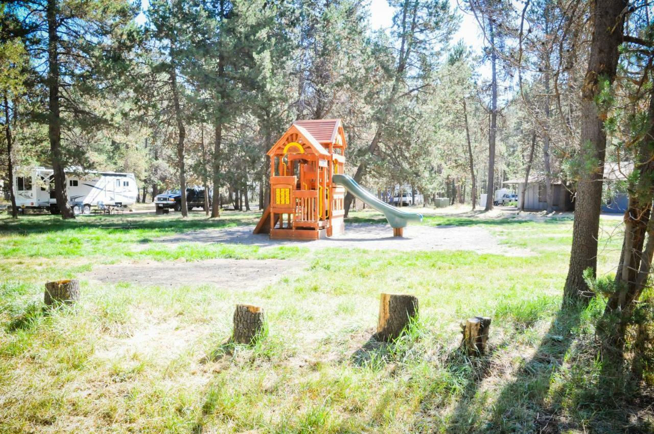 Bend-Sunriver Camping Resort 24 Ft. Yurt 16 Luaran gambar
